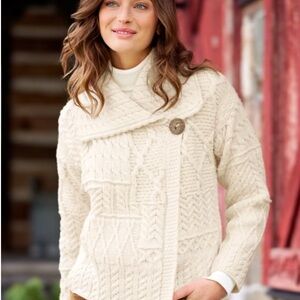 Elegant Cream Knit Cardigan